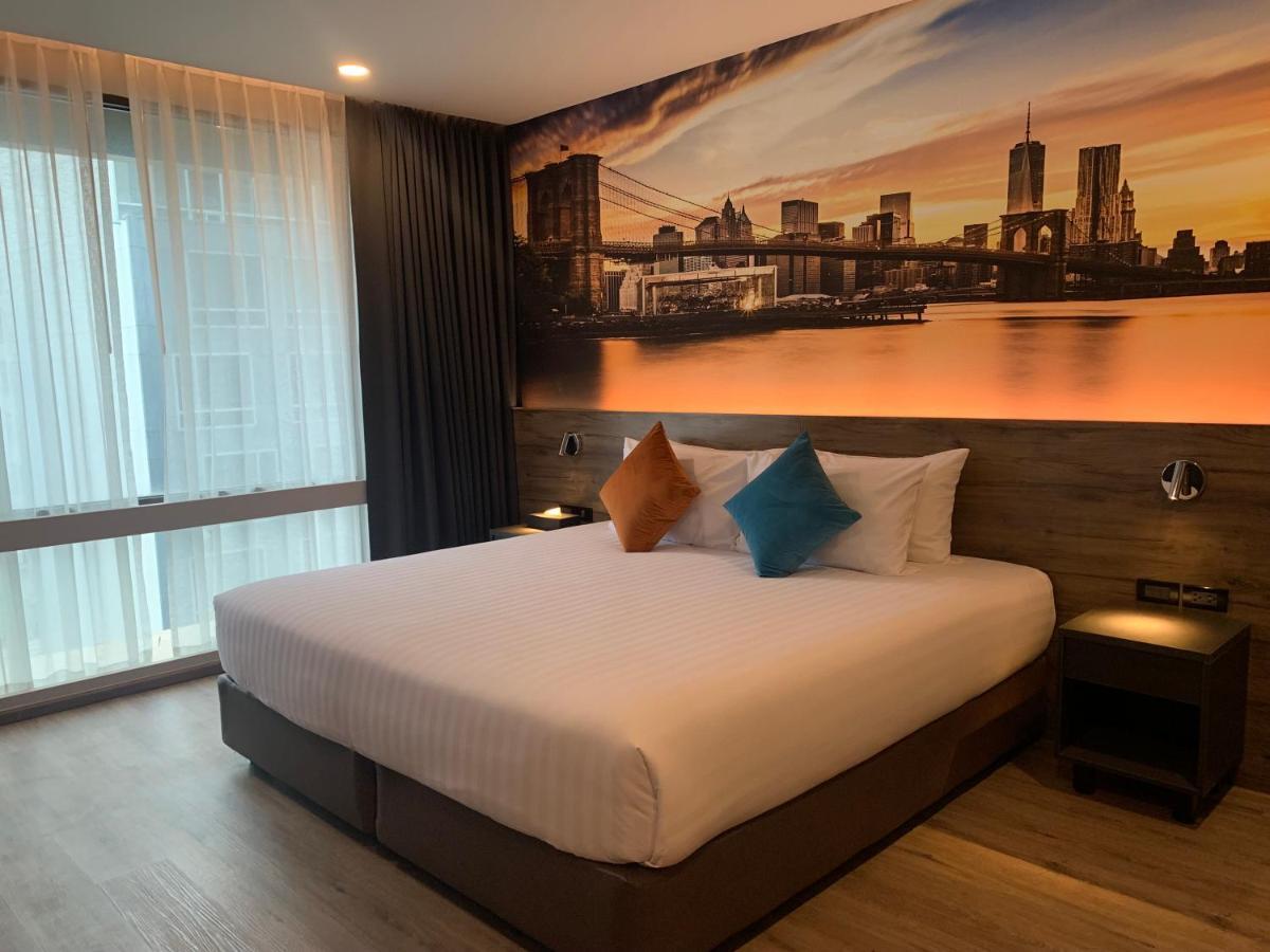 Manhattan Hotel Bangkok Eksteriør bilde